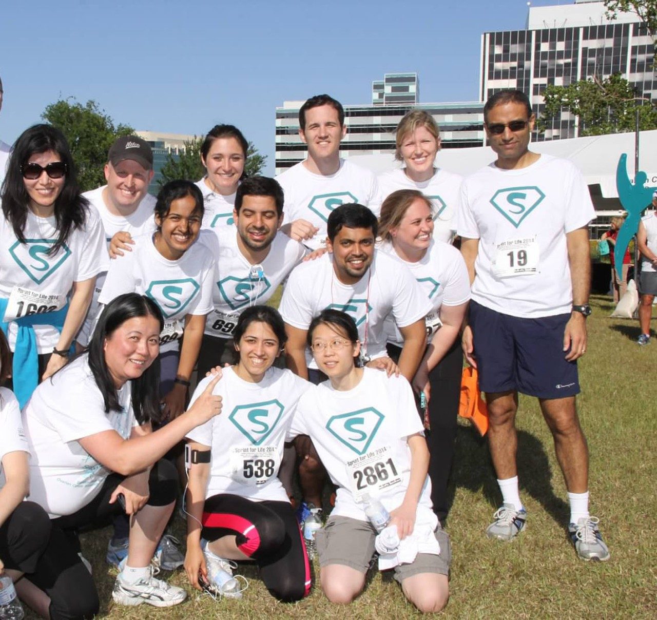 Anil Sood, M.D., with members of his lab and the Blanton-Davis Ovarian Cancer Research Program, at MD Anderson's Sprint for Life fundraiser.